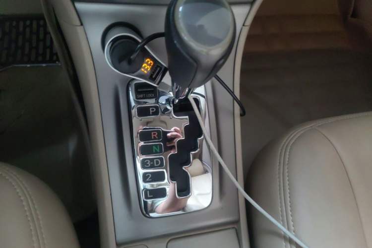 Used Toyota Corolla EX 2013 1.6L Automatic Luxury Edition Gear Lever