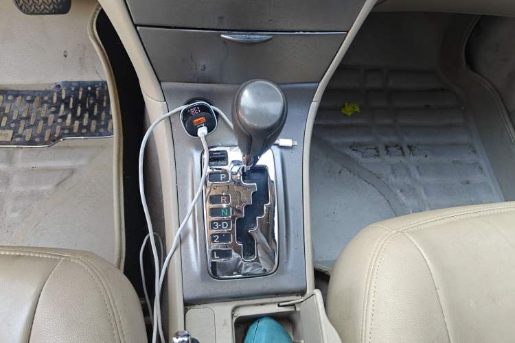 Used Toyota Corolla EX 2013 1.6L Automatic Luxury Edition Gear Lever