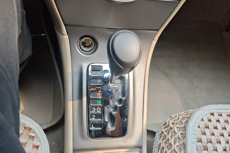 Used Toyota Corolla EX 2013 1.6L Automatic Excellence Edition Gear Lever
