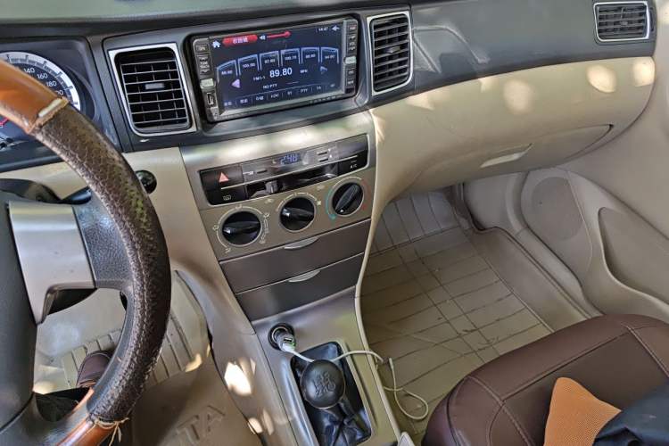 Used Toyota Corolla EX 2013 1.6L Manual Excellence Edition Gear Lever