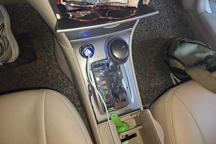Used Toyota Corolla EX 2013 1.6L Automatic Luxury Edition Gear Lever