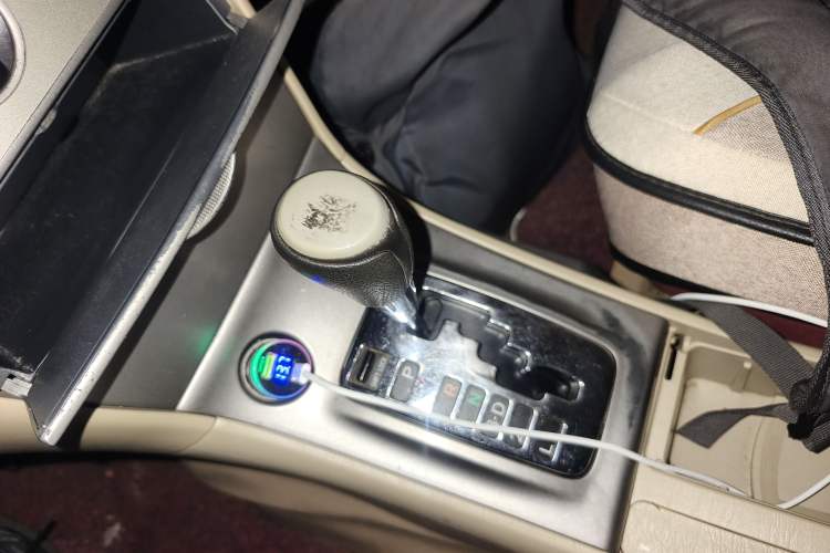 Used Toyota Corolla EX 2013 1.6L Automatic Luxury Edition Gear Lever