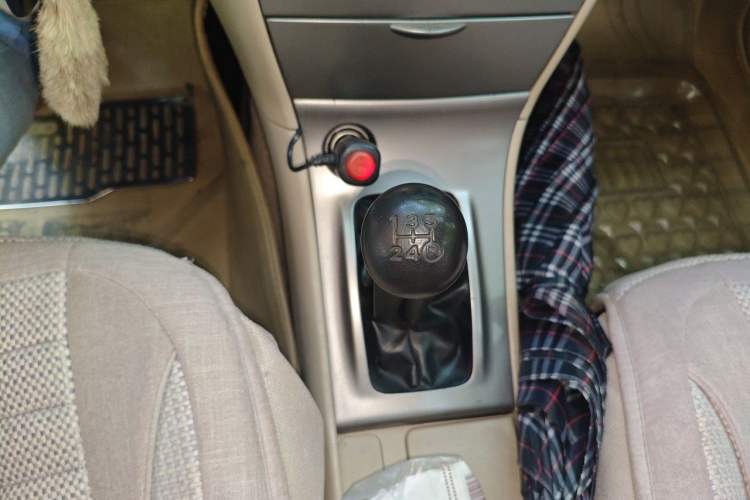 Used Toyota Corolla EX 2013 1.6L Manual Excellence Edition Gear Lever