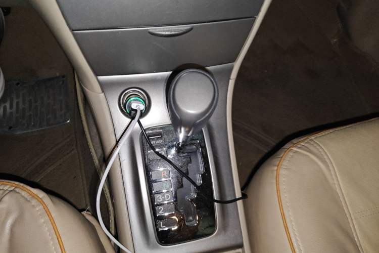 Used Toyota Corolla EX 2013 1.6L Automatic Luxury Edition Gear Lever