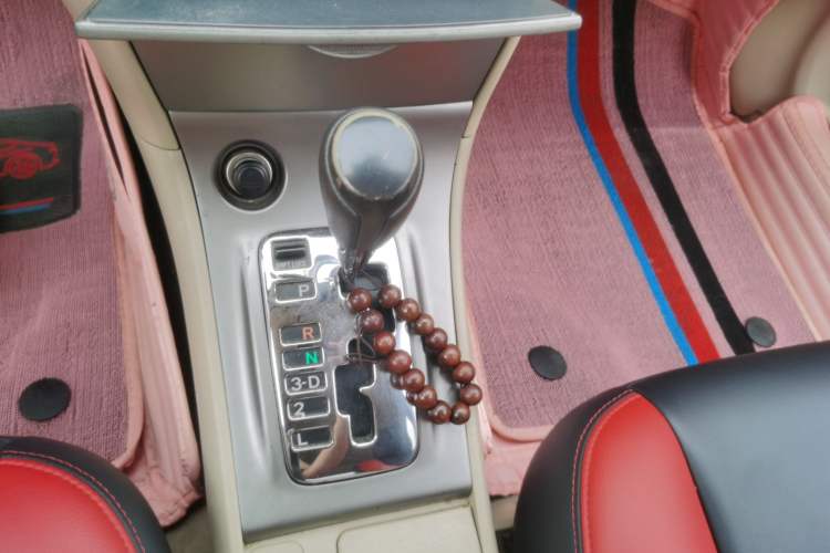 Used Toyota Corolla EX 2013 1.6L Automatic Excellence Edition Gear Lever