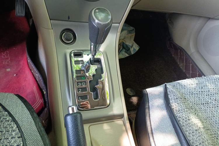 Used Toyota Corolla EX 2013 1.6L Automatic Excellence Edition Gear Lever