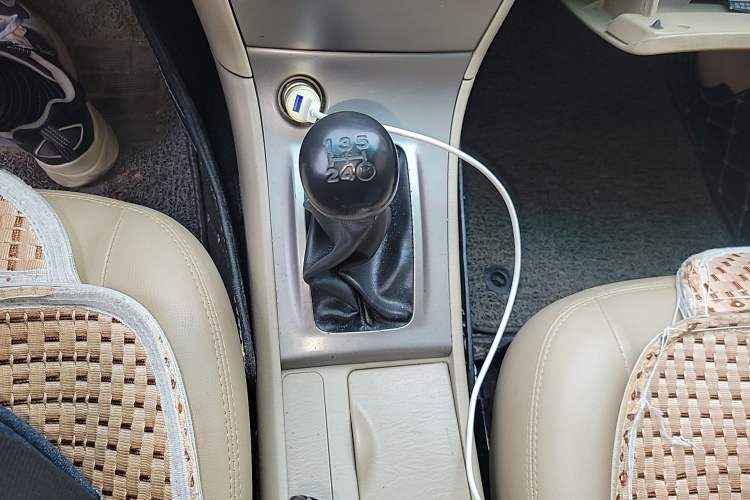 Used Toyota Corolla EX 2013 1.6L Manual Excellence Edition Gear Lever