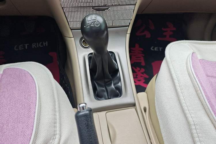Used Toyota Corolla EX 2013 1.6L Manual Excellence Edition Gear Lever