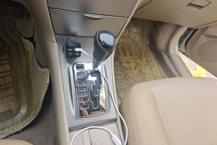 Used Toyota Corolla EX 2013 1.6L Automatic Excellence Edition Gear Lever