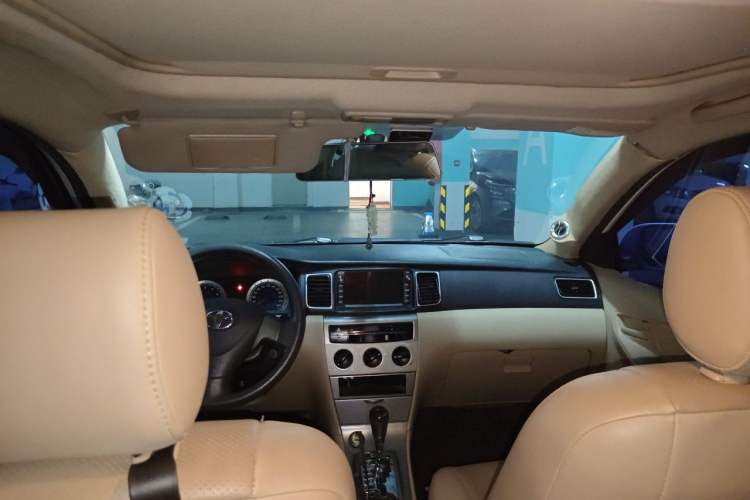 Used Toyota Corolla EX 2013 1.6L Automatic Excellence Edition Headliner