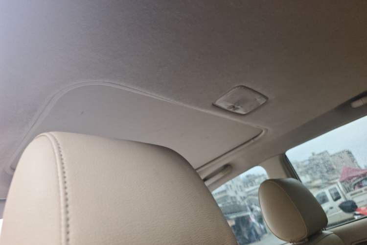 Used Toyota Corolla EX 2013 1.6L Automatic Excellence Edition Headliner