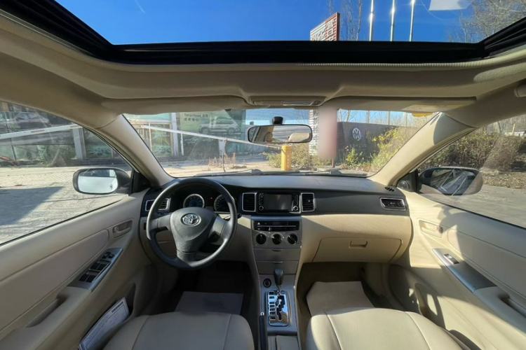 Used Toyota Corolla EX 2013 1.6L Automatic Excellence Edition Interior 1
