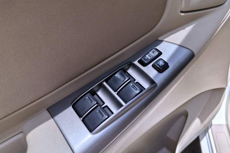 Used Toyota Corolla EX 2013 1.6L Manual Excellence Edition Interior 1