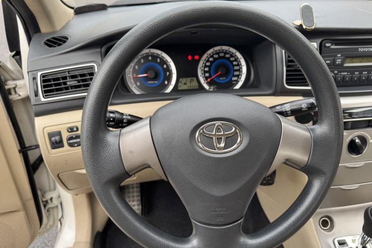 Used Toyota Corolla EX 2013 1.6L Automatic Excellence Edition Interior 12