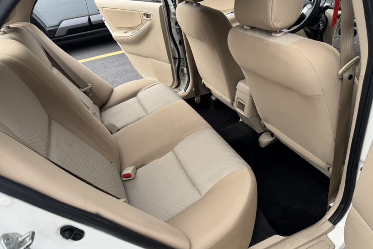 Used Toyota Corolla EX 2013 1.6L Automatic Excellence Edition Interior 2