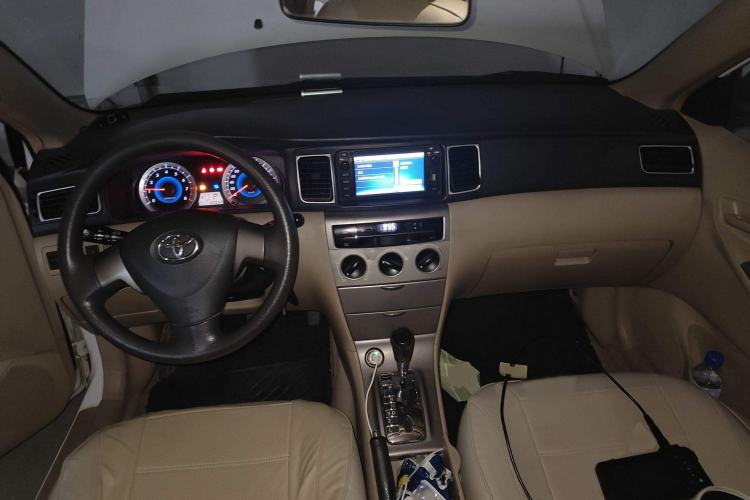 Used Toyota Corolla EX 2013 1.6L Automatic Luxury Edition Interior 2
