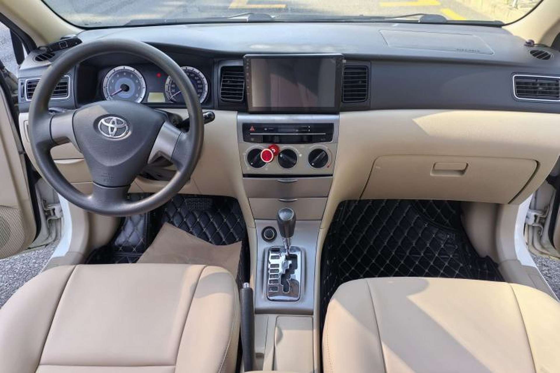 Used Toyota Corolla EX 2013 1.6L Automatic Excellence Edition Interior 2