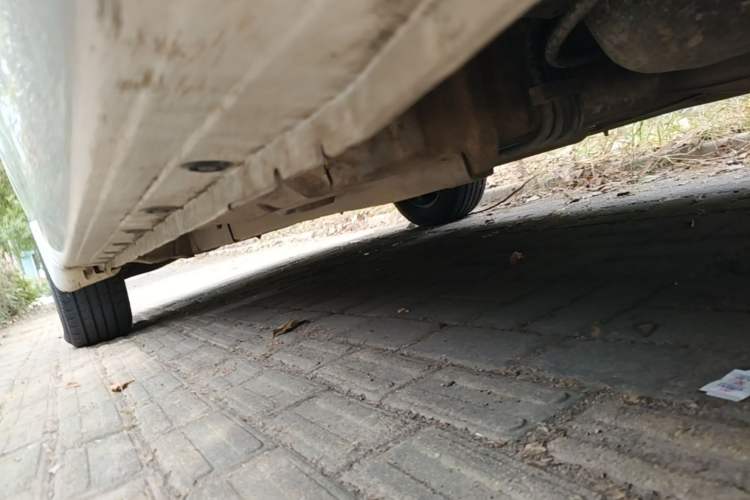 Used Toyota Corolla EX 2013 1.6L Automatic Excellence Edition Left Side Sill