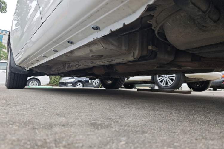 Used Toyota Corolla EX 2013 1.6L Manual Excellence Edition Left Side Sill