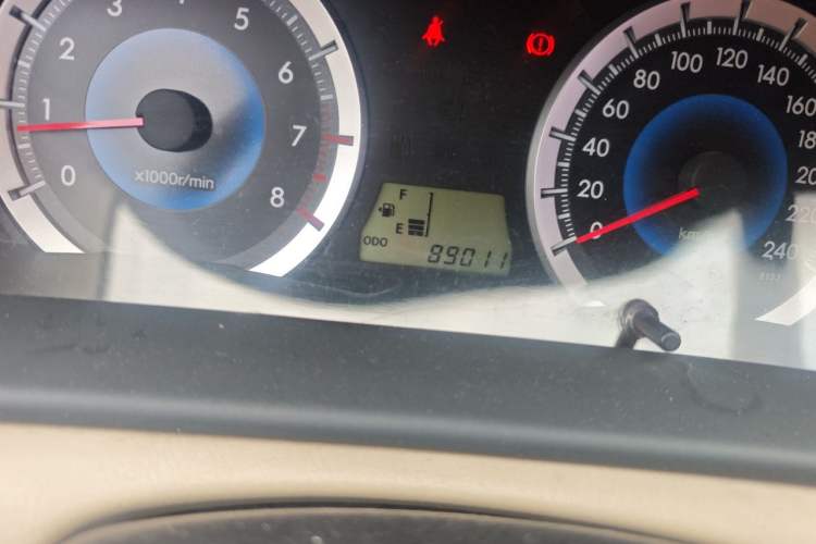 Used Toyota Corolla EX 2013 1.6L Manual Excellence Edition Odometer Close Up