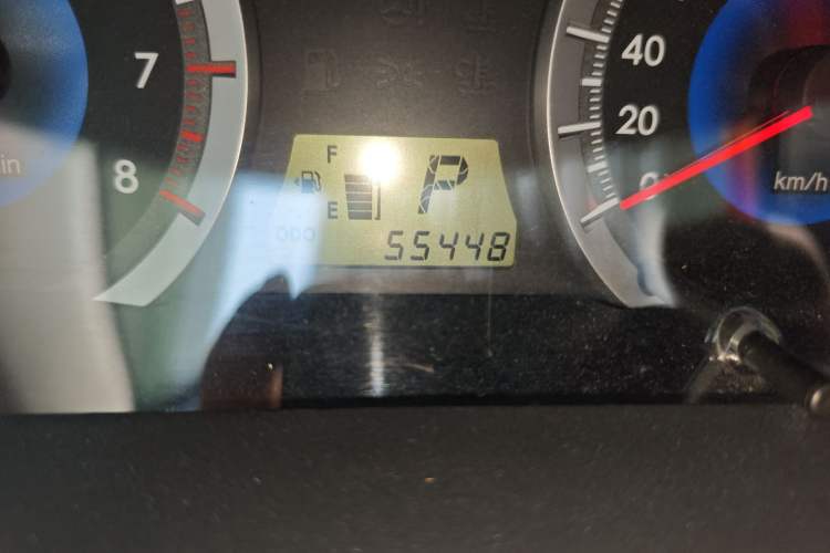 Used Toyota Corolla EX 2013 1.6L Automatic Excellence Edition Odometer Close Up