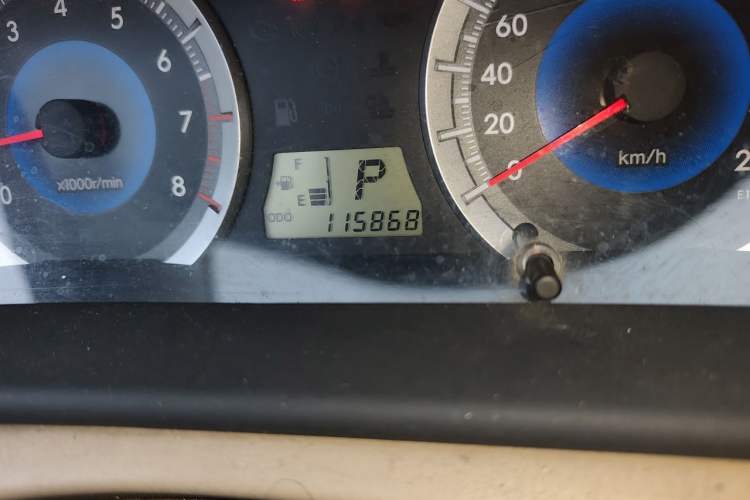 Used Toyota Corolla EX 2013 1.6L Automatic Excellence Edition Odometer Close Up