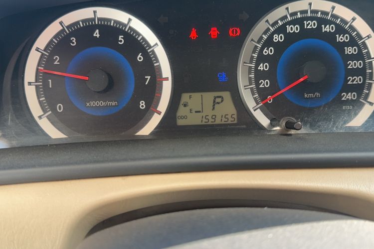 Used Toyota Corolla EX 2013 1.6L Automatic Excellence Edition Odometer Close Up