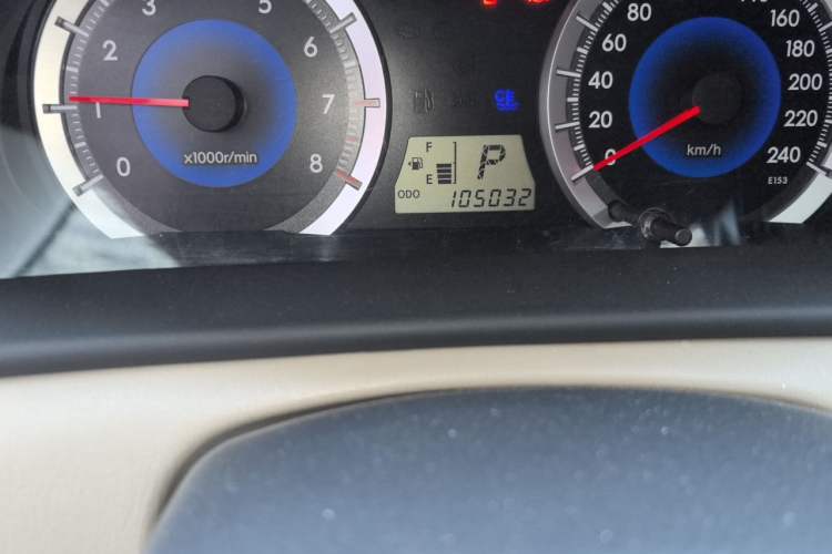 Used Toyota Corolla EX 2013 1.6L Automatic Excellence Edition Odometer Close Up