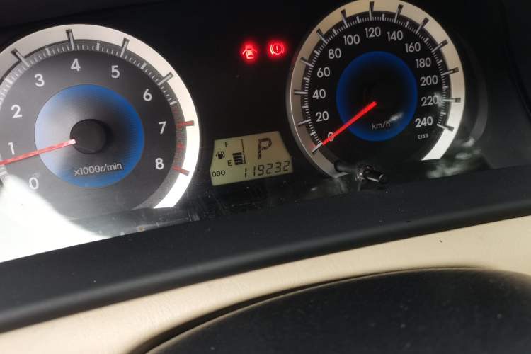 Used Toyota Corolla EX 2013 1.6L Automatic Luxury Edition Odometer Close Up