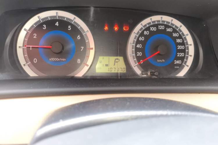 Used Toyota Corolla EX 2013 1.6L Automatic Luxury Edition Odometer Close Up