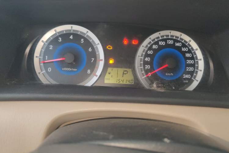Used Toyota Corolla EX 2013 1.6L Automatic Excellence Edition Odometer Close Up