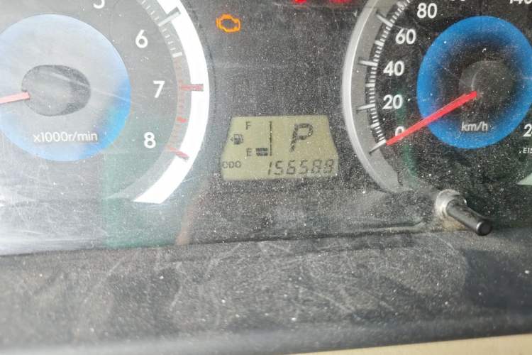 Used Toyota Corolla EX 2013 1.6L Automatic Luxury Edition Odometer Close Up