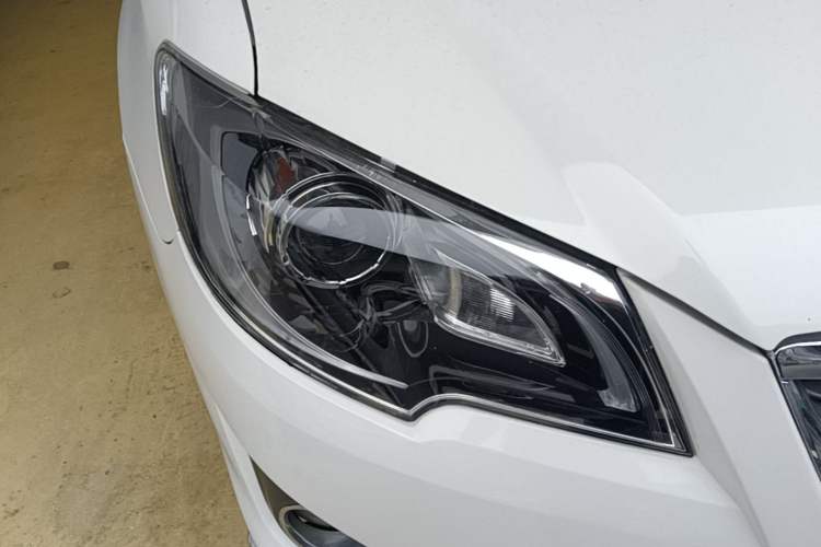Used Toyota Corolla EX 2013 1.6L Automatic Excellence Edition Right Front Headlight