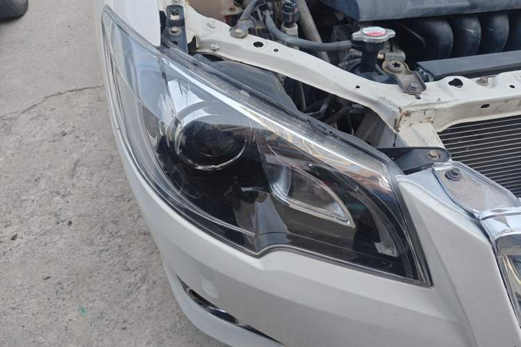 Used Toyota Corolla EX 2013 1.6L Automatic Luxury Edition Right Front Headlight