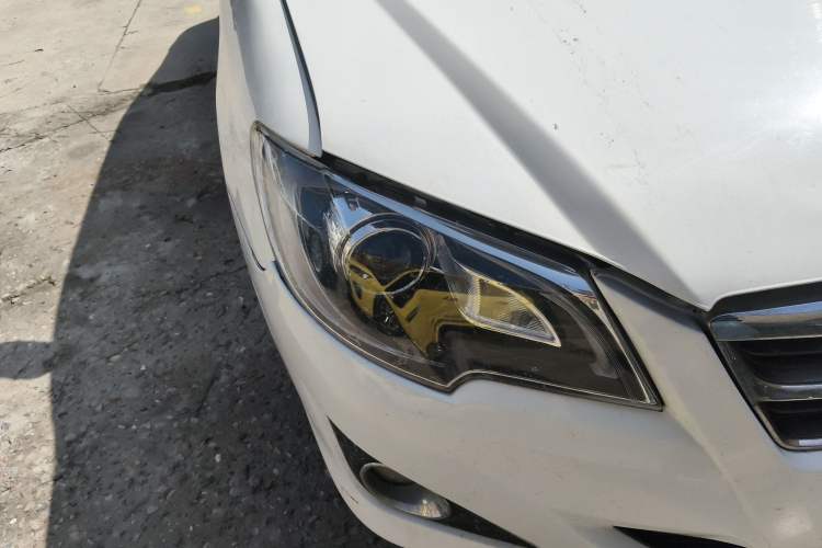 Used Toyota Corolla EX 2013 1.6L Manual Luxury Edition Right Front Headlight