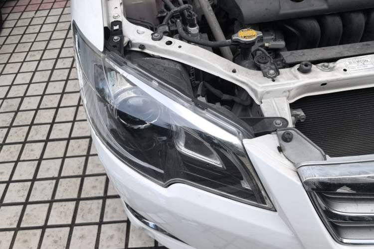 Used Toyota Corolla EX 2013 1.6L Automatic Excellence Edition Right Front Headlight