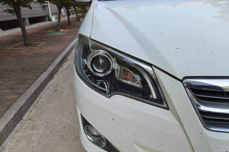 Used Toyota Corolla EX 2013 1.6L Automatic Excellence Edition Right Front Headlight