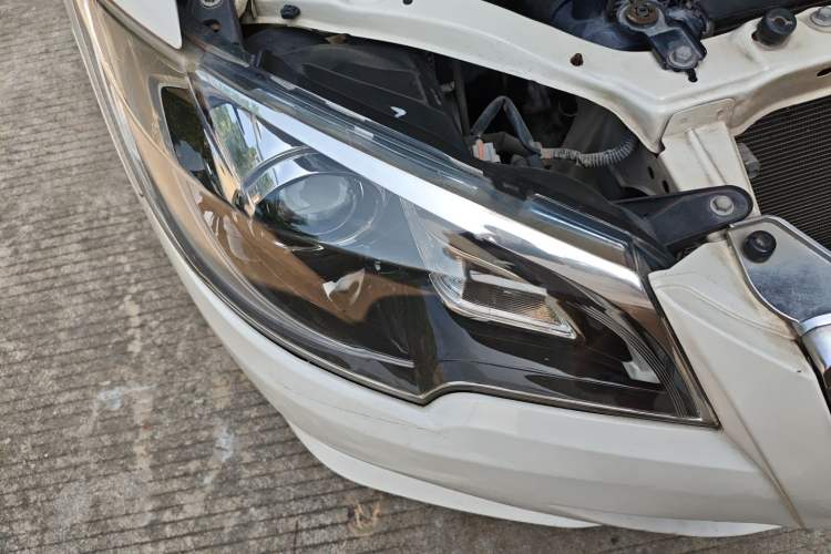 Used Toyota Corolla EX 2013 1.6L Automatic Excellence Edition Right Front Headlight