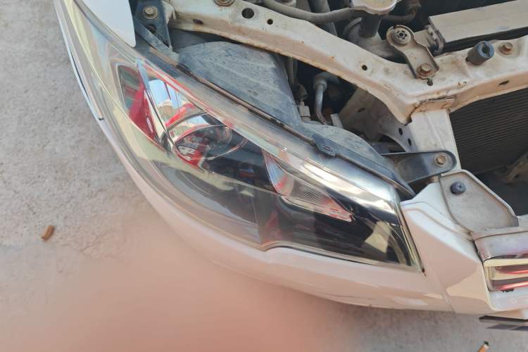 Used Toyota Corolla EX 2013 1.6L Automatic Luxury Edition Right Front Headlight