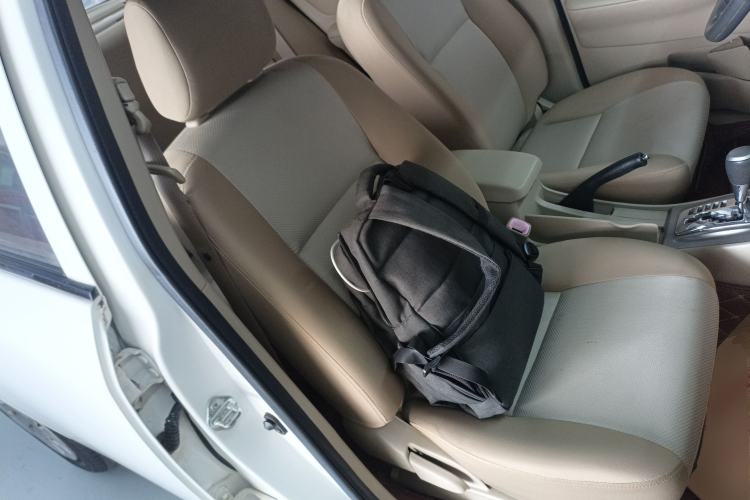 Used Toyota Corolla EX 2013 1.6L Automatic Excellence Edition Right Front Seat