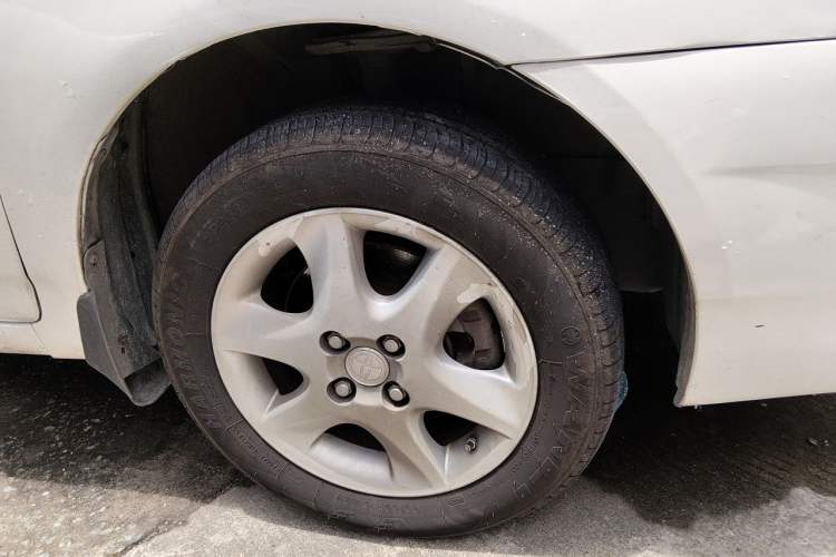 Used Toyota Corolla EX 2013 1.6L Automatic Luxury Edition Right Front Wheel Hub