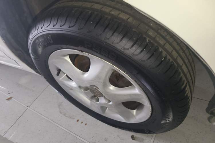 Used Toyota Corolla EX 2013 1.6L Manual Excellence Edition Right Front Wheel Hub