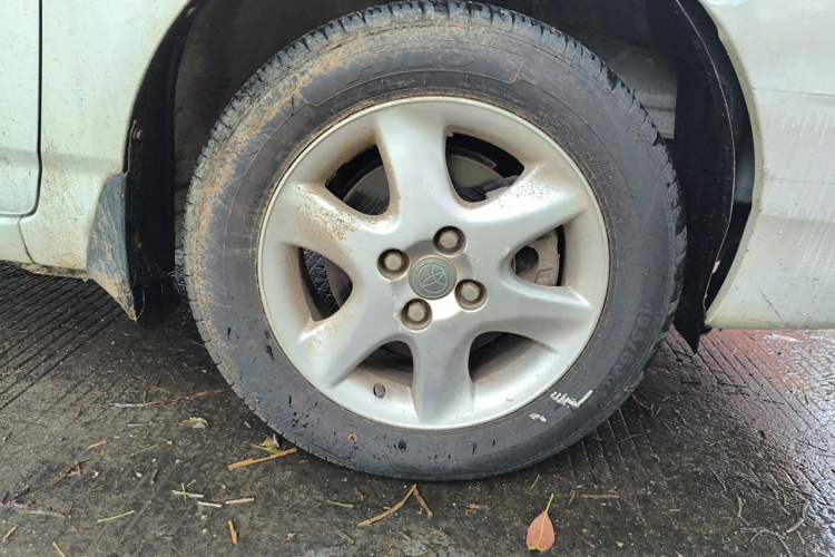 Used Toyota Corolla EX 2013 1.6L Manual Excellence Edition Right Front Wheel Hub