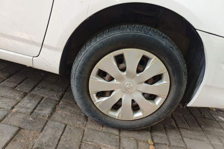 Used Toyota Corolla EX 2013 1.6L Manual Excellence Edition Right Front Wheel Hub
