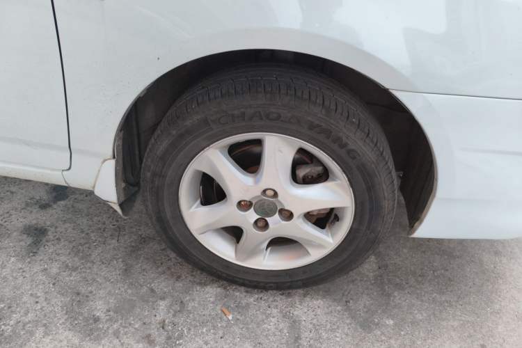 Used Toyota Corolla EX 2013 1.6L Automatic Luxury Edition Right Front Wheel Hub