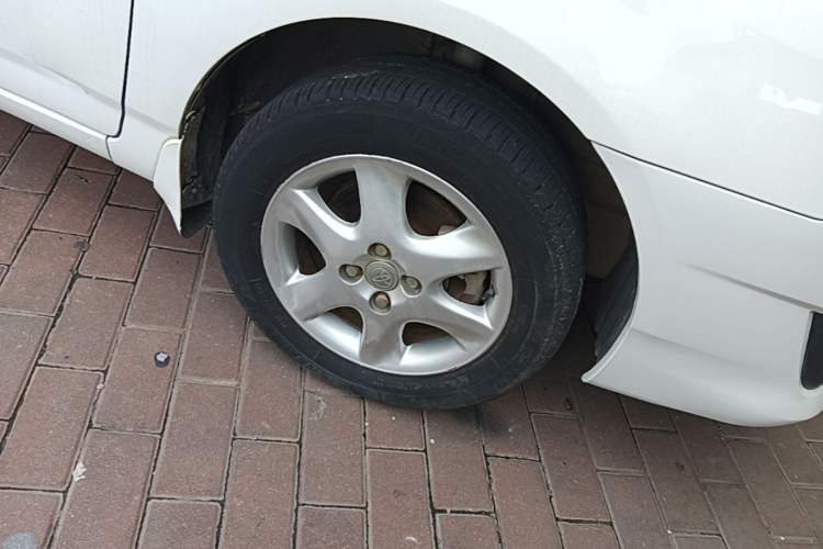 Used Toyota Corolla EX 2013 1.6L Automatic Luxury Edition Right Front Wheel Hub
