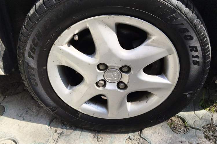 Used Toyota Corolla EX 2013 1.6L Automatic Luxury Edition Right Front Wheel Hub