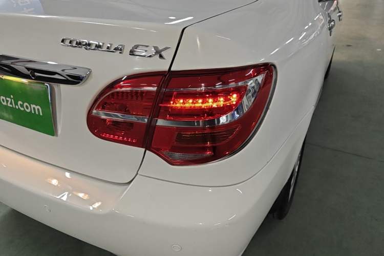 Used Toyota Corolla EX 2013 1.6L Manual Excellence Edition Right Rear Taillight