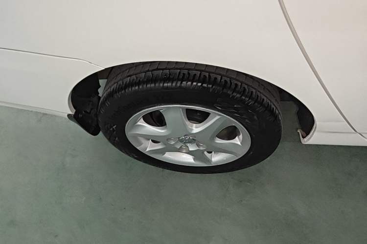 Used Toyota Corolla EX 2013 1.6L Manual Excellence Edition Right Rear Wheel Hub