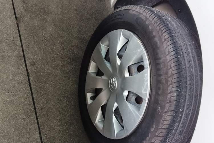 Used Toyota Corolla EX 2013 1.6L Automatic Excellence Edition Right Rear Wheel Hub